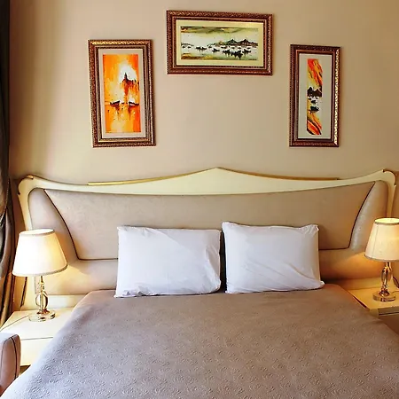 Ragip Pasha Lägenhetshotell 4*