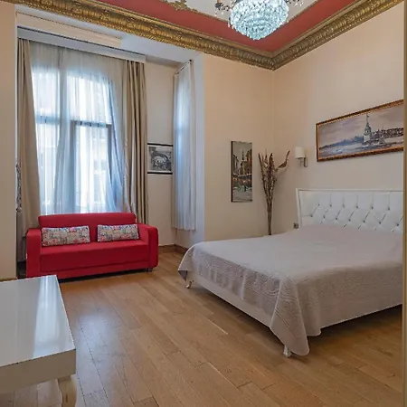 Ragip Pasha Lägenhetshotell 4*