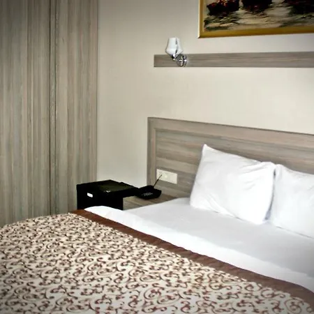 Ragip Pasha Lägenhetshotell 4*