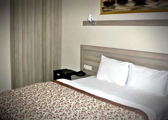 Ragip Pasha Lägenhetshotell 4*